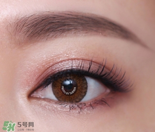 簡單易學的眼妝教程 化妝高手們的眼妝推薦 簡單易學的眼妝教程 化妝高手們的眼妝推薦
