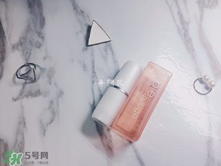 espie rouge唇膏多少錢？ES蘆薈維他命E潤唇膏價格