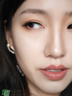 簡單易學的眼妝教程 化妝高手們的眼妝推薦 簡單易學的眼妝教程 化妝高手們的眼妝推薦