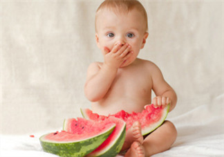 寶寶發(fā)燒時(shí)能吃西瓜嗎？寶寶咳嗽能不能吃西瓜？