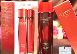 雅詩蘭黛紅石榴水清爽型和滋潤(rùn)型哪個(gè)好?