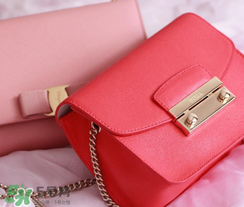 furla小方包尺寸多大？芙拉小方包有幾種尺寸？