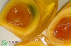 變蛋是堿性食物嗎？變蛋是堿性還是酸性