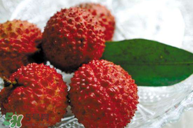 杏和荔枝能一起吃嗎？杏和荔枝一起吃會(huì)中毒嗎？