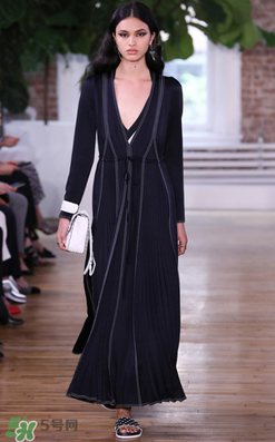 valentino華倫天奴2018早春女裝款式有哪些_好看嗎？