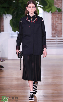 valentino華倫天奴2018早春女裝款式有哪些_好看嗎？