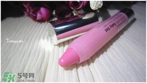 倩碧蠟筆小胖唇膏筆會(huì)變色嗎_怎么用會(huì)變色 倩碧蠟筆小胖唇膏筆會(huì)變色嗎_怎么用會(huì)變色