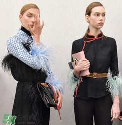 prada ribbon正品多少錢？普拉達(dá)舌頭包專柜價(jià)格