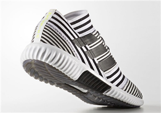 adidas nemeziz tango 17.1多少錢？阿迪達斯斑馬足球鞋價格