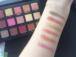 huda beauty眼影怎么畫？huda beauty眼影盤教程