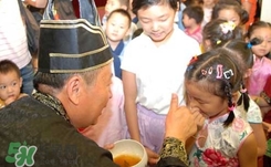 端午節(jié)雄黃酒應(yīng)該怎么用？雄黃酒的功效與作用