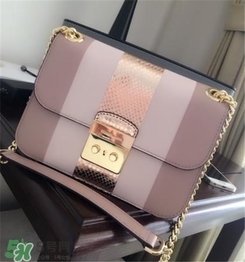 mk鏈條包正品多少錢？michael kors鏈條包專柜價(jià)格