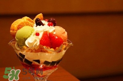 冰淇淋的熱量高嗎？冰淇淋吃了會胖嗎？