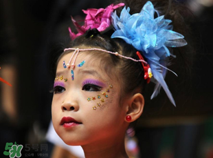 六一怎么給寶貝化妝？六一兒童節(jié)怎么化妝？