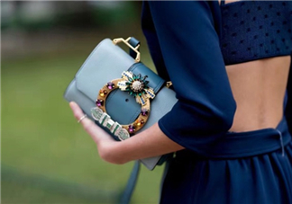 miumiu miulady包包正品多少錢？miulady寶石包專柜價(jià)格