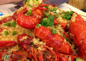 蒜蓉龍蝦怎么做好吃？蒜蓉龍蝦怎么燒？