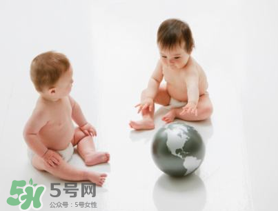 夏天寶寶出生該準(zhǔn)備什么？夏季待產(chǎn)包的特點(diǎn)