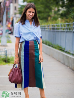 藍(lán)色襯衫搭配什么褲子？藍(lán)色襯衣配什么顏色褲子？