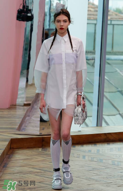 prada普拉達(dá)2018早春系列女裝款式有哪些_好看嗎？