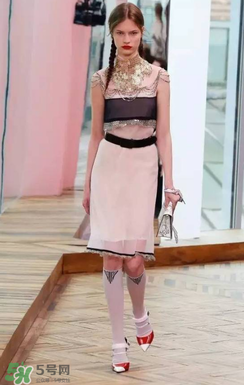 prada普拉達(dá)2018早春系列女裝款式有哪些_好看嗎？