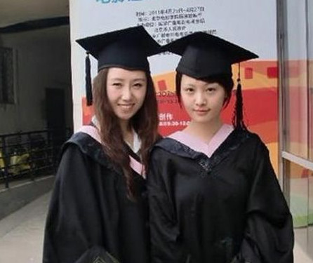 畢業(yè)照化什么妝好看 畢業(yè)季打造超上鏡的妝容 畢業(yè)照化什么妝好看 畢業(yè)季打造超上鏡的妝容