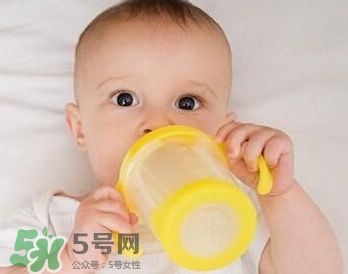 金銀花寶寶可以喝嗎？夏天寶寶能喝金銀花嗎？