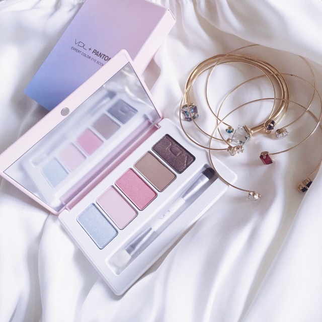 畢業(yè)照化什么妝好看 畢業(yè)季打造超上鏡的妝容 畢業(yè)照化什么妝好看 畢業(yè)季打造超上鏡的妝容