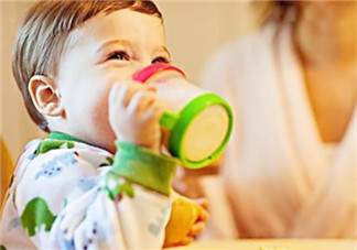 金銀花寶寶可以喝嗎？夏天寶寶能喝金銀花嗎？