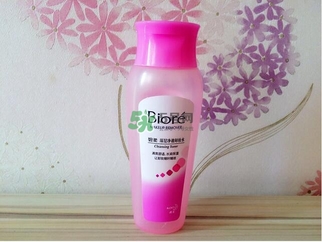 碧柔卸妝水和卸妝乳哪個(gè)好？碧柔卸妝水和卸妝乳選擇