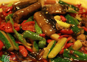 黃鱔可以和黃瓜一起吃嗎？黃瓜和黃鱔能同食嗎？