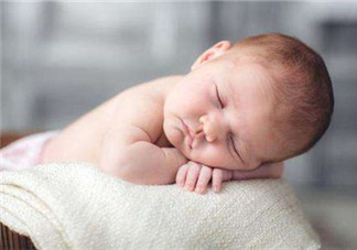 寶寶指甲上有白點(diǎn)是怎么回事？寶寶指甲上有白點(diǎn)正常嗎？