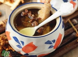 枇杷花怎么煲湯？枇杷花煲湯搭配什么最佳？