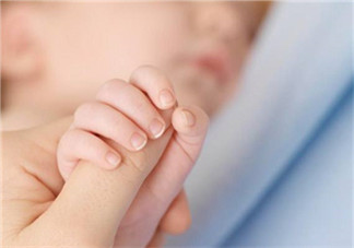 寶寶指甲凹凸不平是什么原因？寶寶指甲凹凸不平正常嗎？