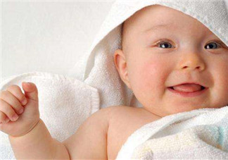 寶寶指甲里的臟東西該怎么處理？寶寶指甲臟怎么辦？