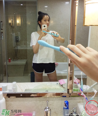 明星愛用的護(hù)膚品曝光 明星真正在用的護(hù)膚品 明星愛用的護(hù)膚品曝光 明星真正在用的護(hù)膚品