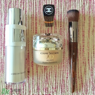 明星愛用的護(hù)膚品曝光 明星真正在用的護(hù)膚品 明星愛用的護(hù)膚品曝光 明星真正在用的護(hù)膚品