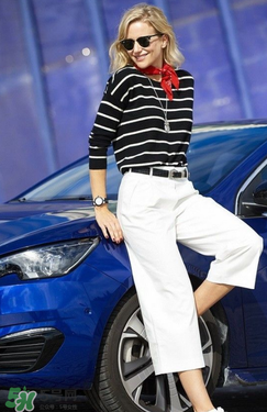 七分闊腿褲怎么搭配衣服？七分闊腿褲配什么上衣？