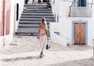 七分闊腿褲怎么搭配衣服？七分闊腿褲配什么上衣？