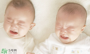 嬰兒吃藥可以混在奶粉里面吃嗎？嬰兒吃藥怎么吃？