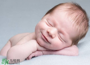 嬰兒吃藥能打預防針嗎？嬰兒吃藥影響預防針嗎？