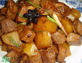 狗肉可以和土豆一起吃嗎？狗肉和土豆能一起吃嗎？