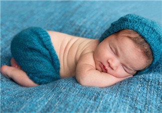 嬰兒吃藥后多久可以吃奶？嬰兒吃藥后多久可以喝奶粉？