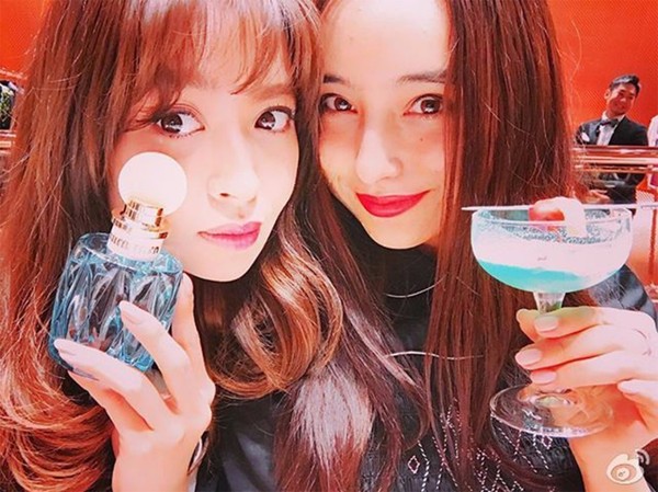 miumiu繆繆2017新款香水和老款香水哪個(gè)好_對比 miumiu繆繆2017新款香水和老款香水哪個(gè)好_對比