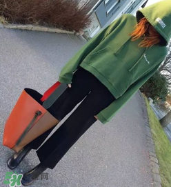 celine水桶包多少錢？celine水桶包專柜價(jià)格