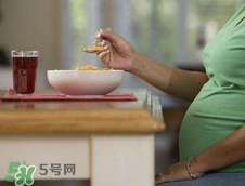 綠豆湯孕婦可以喝嗎？孕婦可以吃冰綠豆湯嗎？