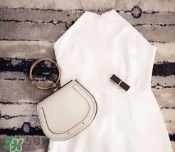 圓環(huán)包是什么牌子？手環(huán)包是哪個(gè)品牌？