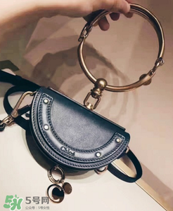 圓環(huán)包是什么牌子？手環(huán)包是哪個(gè)品牌？