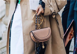 圓環(huán)包是什么牌子？手環(huán)包是哪個(gè)品牌？