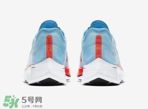 nike zoom vaporfly 4%多少錢？耐克競速跑鞋專柜價格