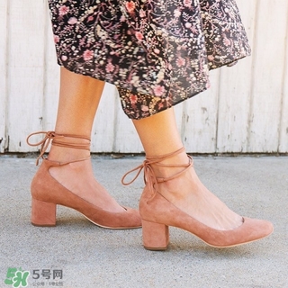 低跟鞋品牌推薦 低跟鞋什么牌子好 低跟鞋品牌推薦 低跟鞋什么牌子好